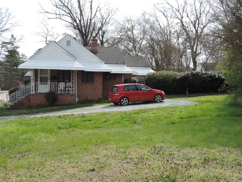 1504 Juniper St, Durham, NC 27703