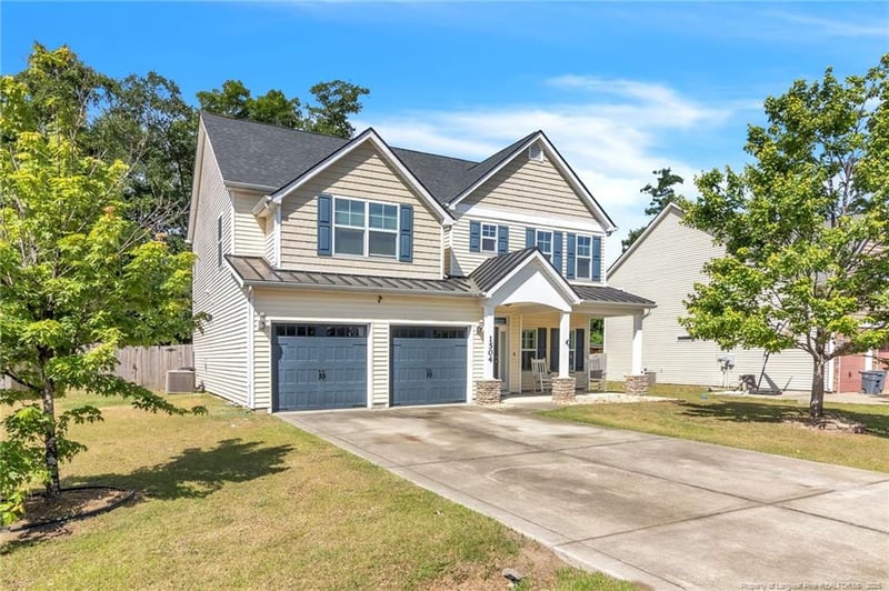1504 Laguardia Dr, Hope Mills, NC 28348