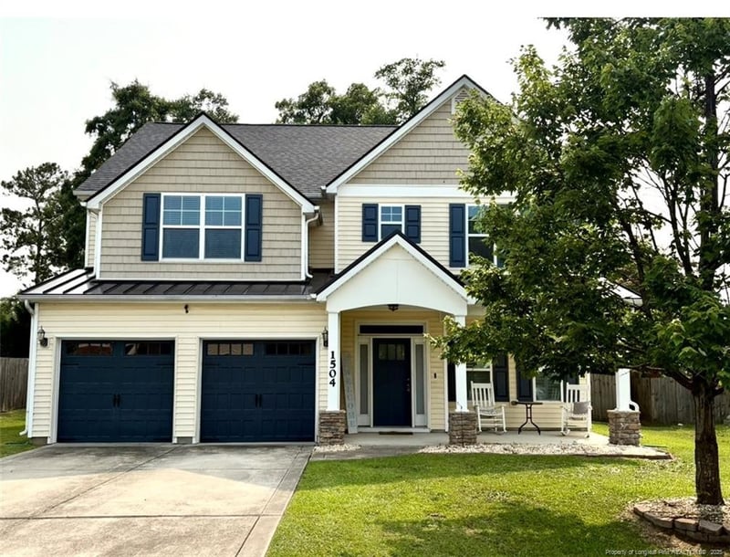 1504 Laguardia Dr, Hope Mills, NC 28348