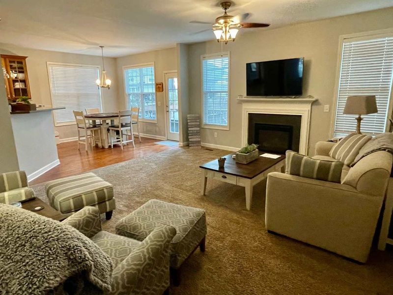1504 Lindenberg Sq, Wake Forest, NC 27587