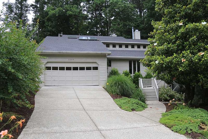 1504 Pecore Pl, Raleigh, NC 27615