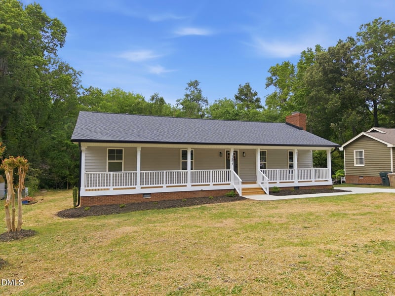 1504 Woods Creek Dr, Garner, NC 27529