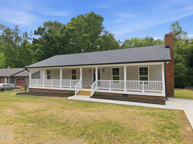 1504 Woods Creek Dr, Garner, NC 27529