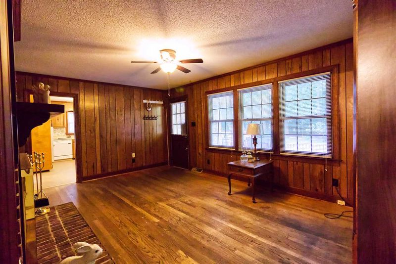 1505 Falls Church Rd, Raleigh, NC 27609