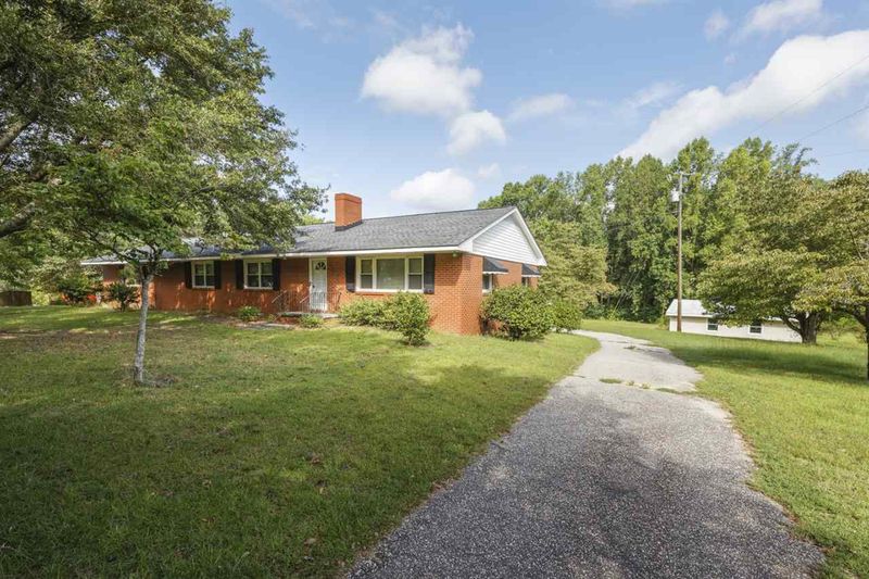 1505 Gregory Cir, Lillington, NC 27546