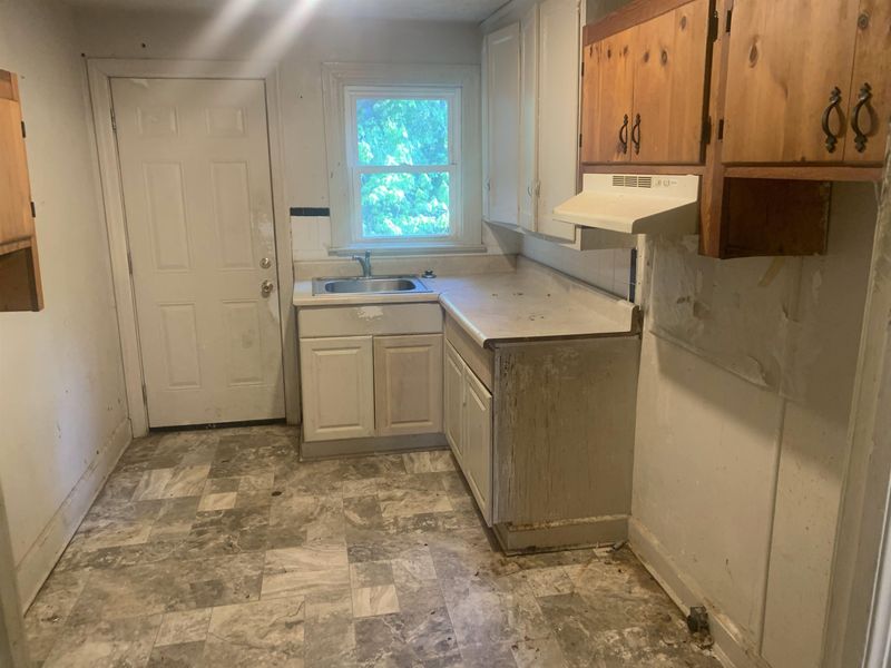 1505 Lathrop St, Durham, NC 27703