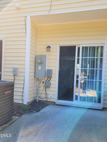 1505 Oxleymare Dr, Raleigh, NC 27610