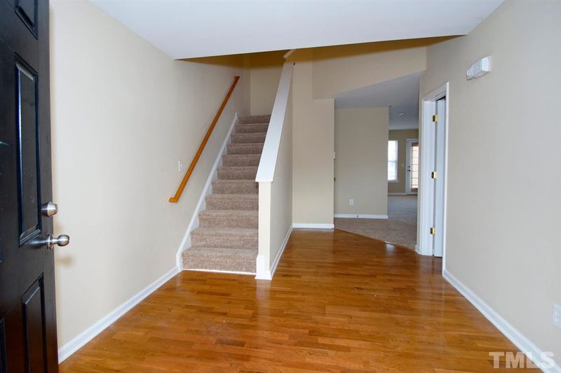 1505 Pebble Ridge Rd, Raleigh, NC 27610