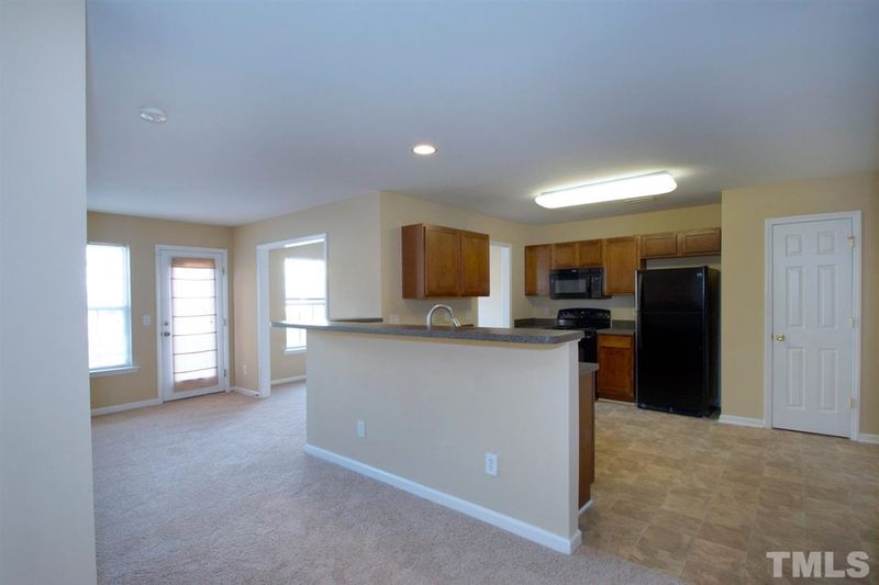 1505 Pebble Ridge Rd, Raleigh, NC 27610