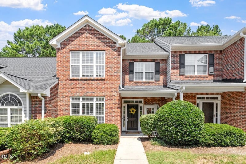 1505 Poets Glade Dr, Apex, NC 27523