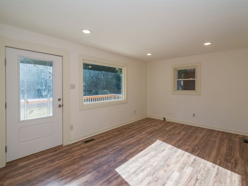 1505 Riddle Rd, Durham, NC 27713