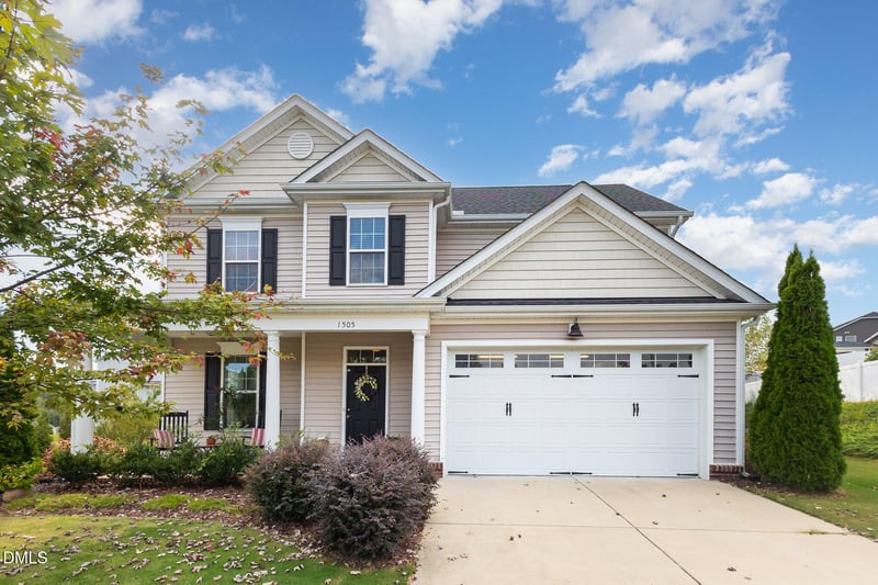 1505 Sunny Days Dr, Knightdale, NC 27545