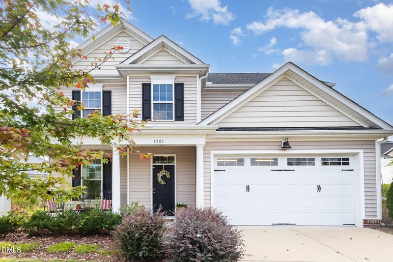 1505 Sunny Days Dr, Knightdale, NC 27545