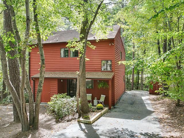 1505 Valley Rn, Durham, NC 27707