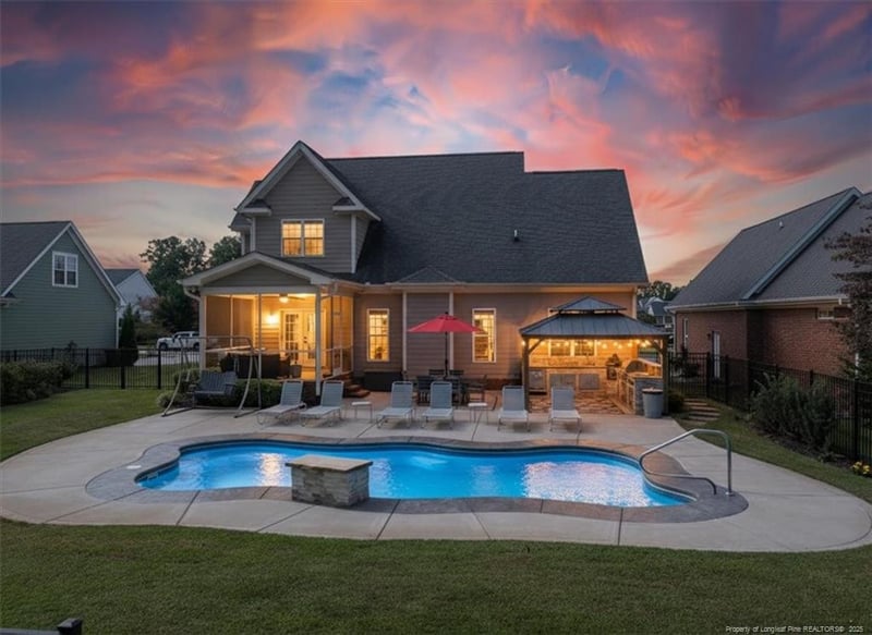 1505 Vergeland Dr, Hope Mills, NC 28348