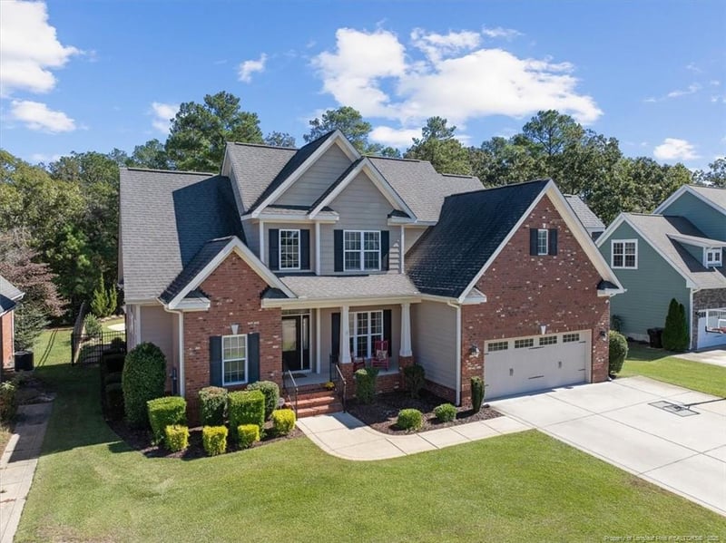 1505 Vergeland Dr, Hope Mills, NC 28348