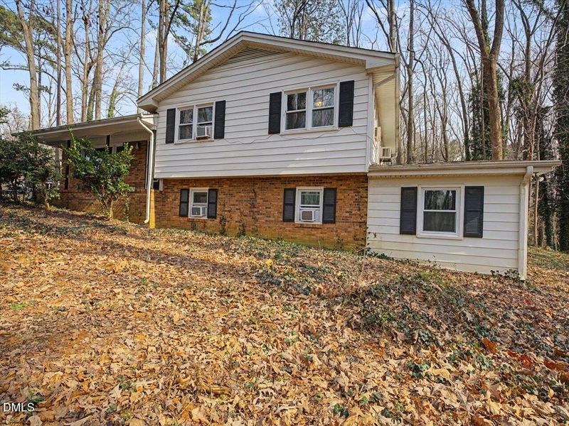 1506 Baker Rd, Raleigh, NC 27607