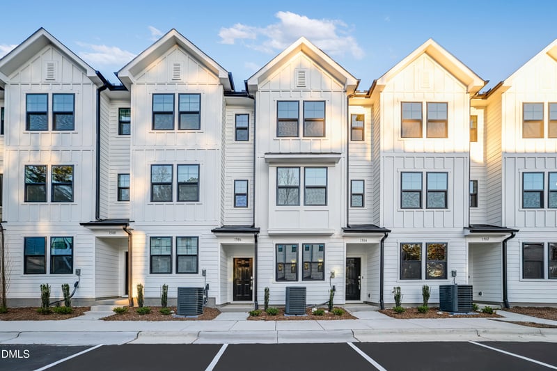 1506 Crescent Townes Way, Raleigh, NC 27604