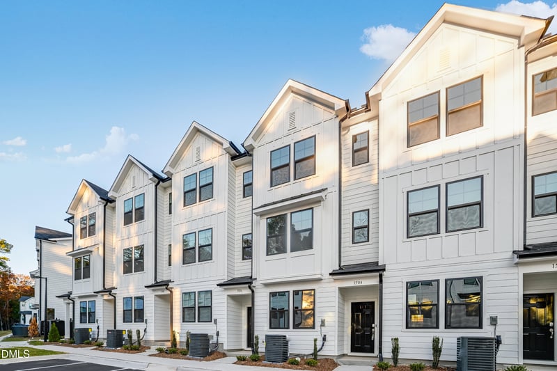 1506 Crescent Townes Way, Raleigh, NC 27604