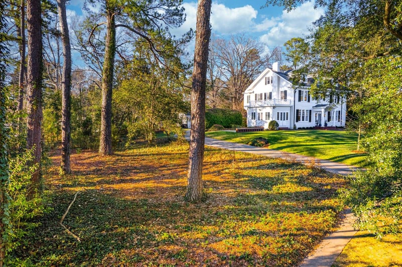 1506 Hermitage Ct, Durham, NC 27707