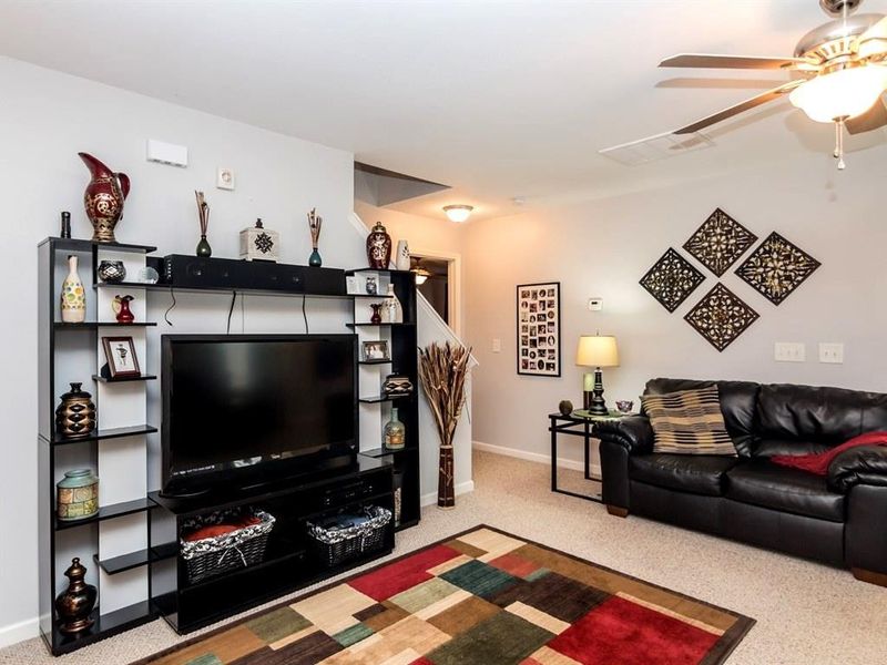 1506 Iron Dr, Mebane, NC 27302