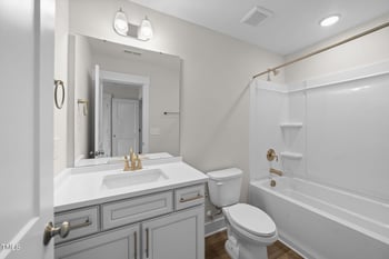 1506 Peabody Ct, Mebane, NC 27302
