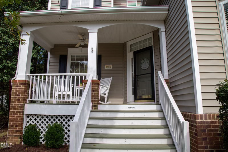 1506 Redwater Branch Ct, Apex, NC 27502