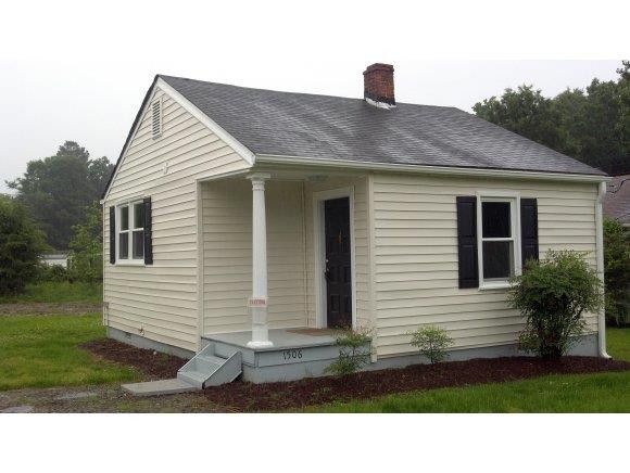 1506 Sharpe Rd, Burlington, NC 27217