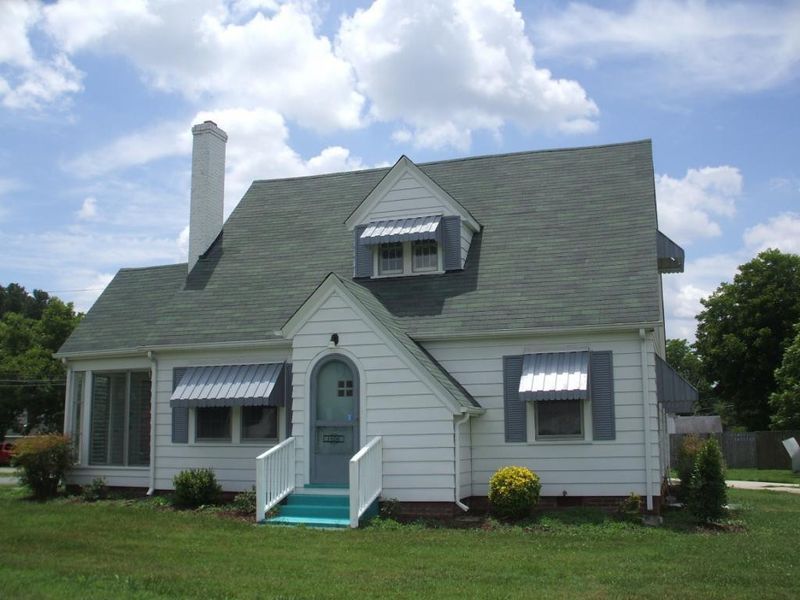 1506 W Webb Ave, Burlington, NC 27217