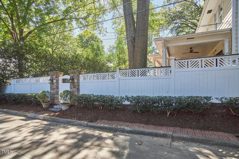 1507 Barden Dr, Raleigh, NC 27605
