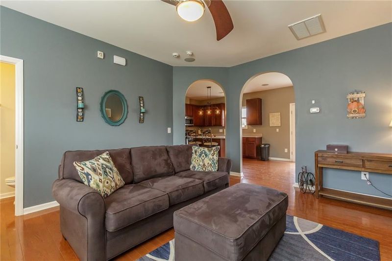 1507 Iron Dr, Mebane, NC 27302