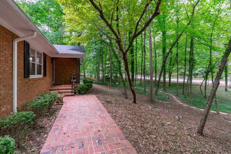 1507 Michaux Rd, Chapel Hill, NC 27514