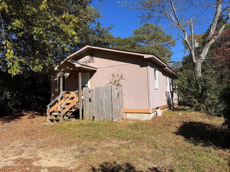 1507 Murchison Rd, Fayetteville, NC 28301