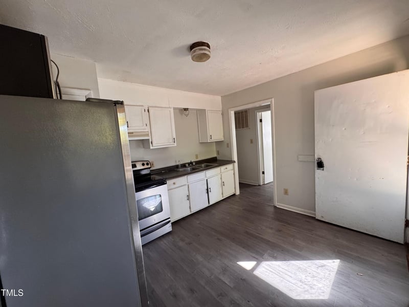 1507 Murchison Rd, Fayetteville, NC 28301