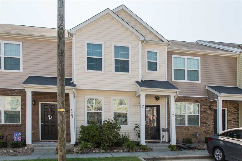 1507 Oxleymare Dr, Raleigh, NC 27610