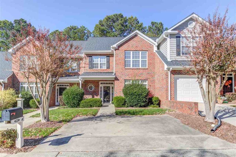 1507 Poets Glade Dr, Apex, NC 27523