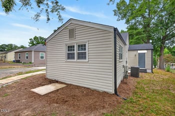 1507 Robinhood Rd, Durham, NC 27701