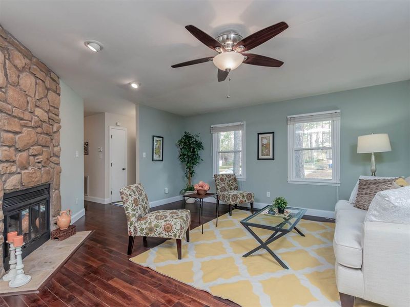 1507 Rowemont Dr, Durham, NC 27705