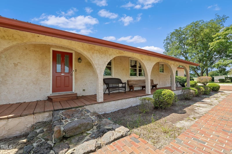 1507 Stricklands Crossroads Rd, Four Oaks, NC 27524