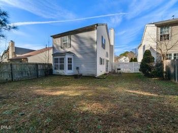 1508 Beacon Village Dr, Raleigh, NC 27604