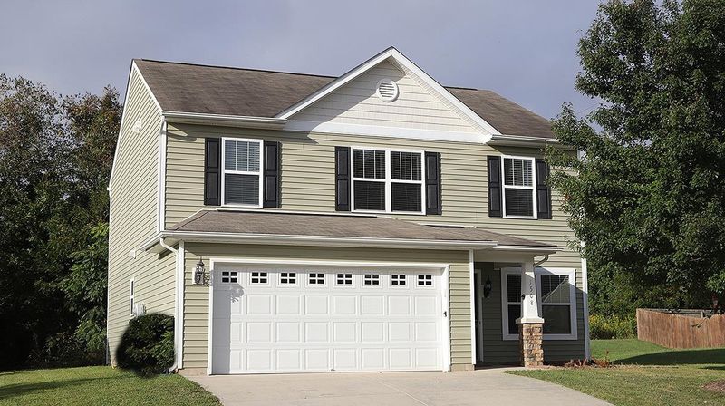 1508 Iron Dr, Mebane, NC 27302