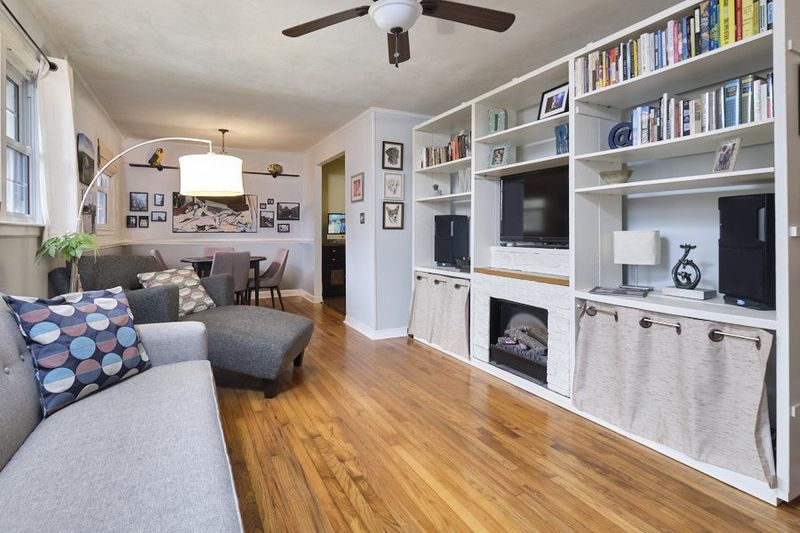 1508 Mountain View Ct, Hillsborough, NC 27278