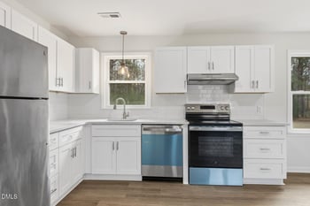 1508 Parks Village Rd, Zebulon, NC 27597