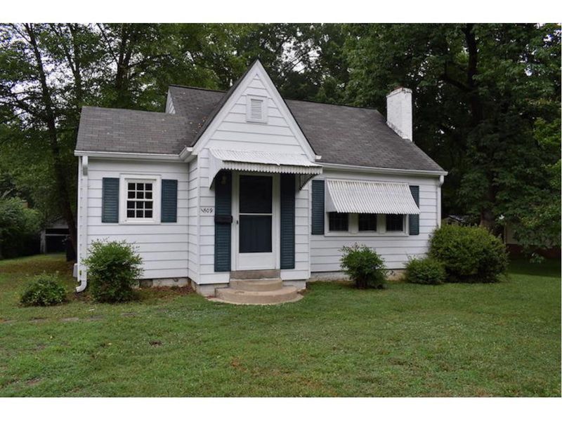 1509 W Davis, Burlington, NC 27215