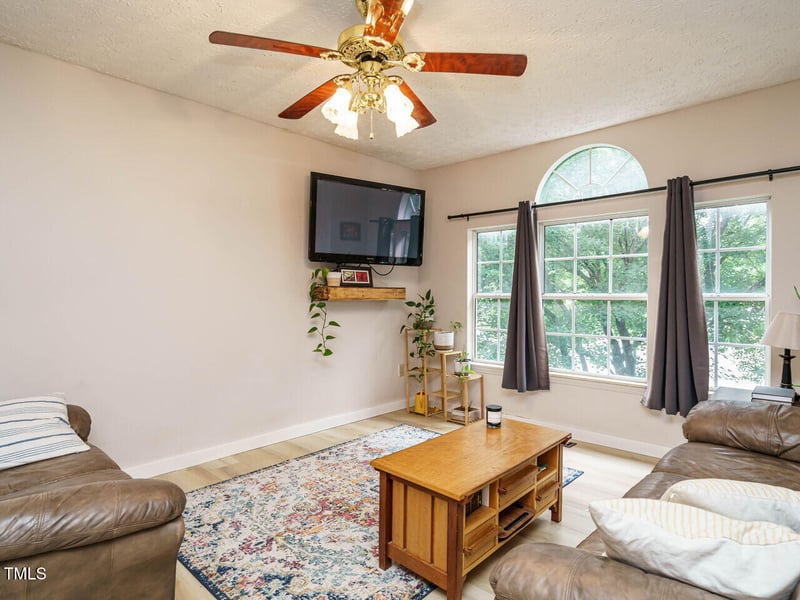 1509 Elkpark Dr, Raleigh, NC 27610