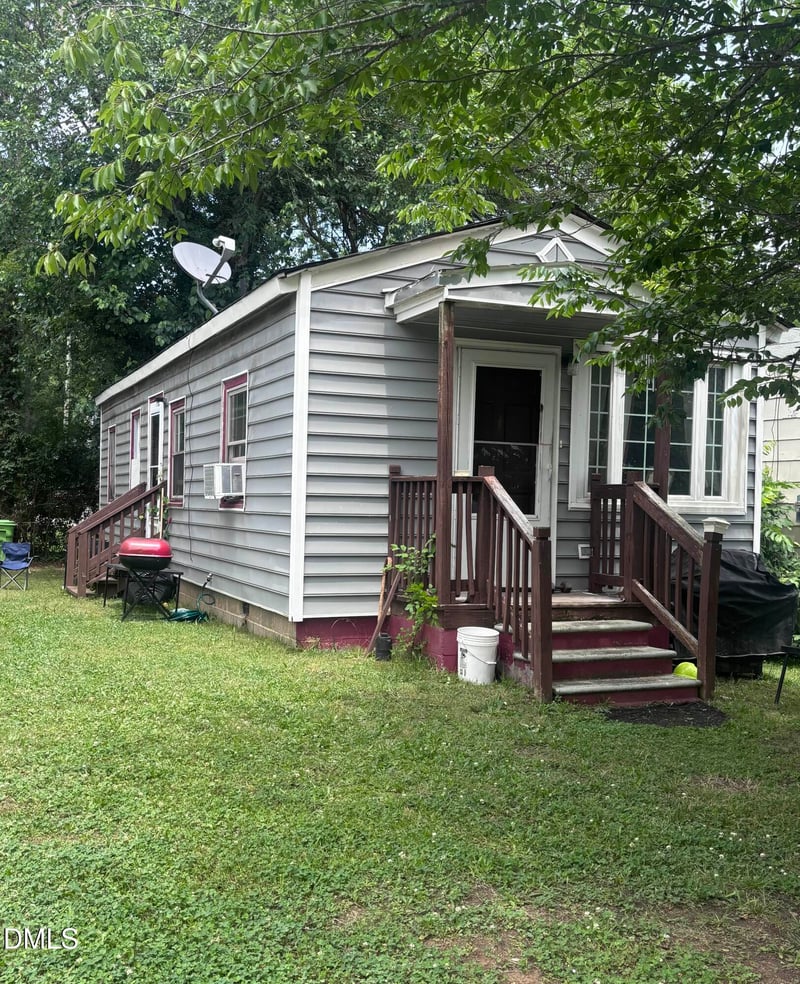 1509 Joe Louis Ave, Raleigh, NC 27610