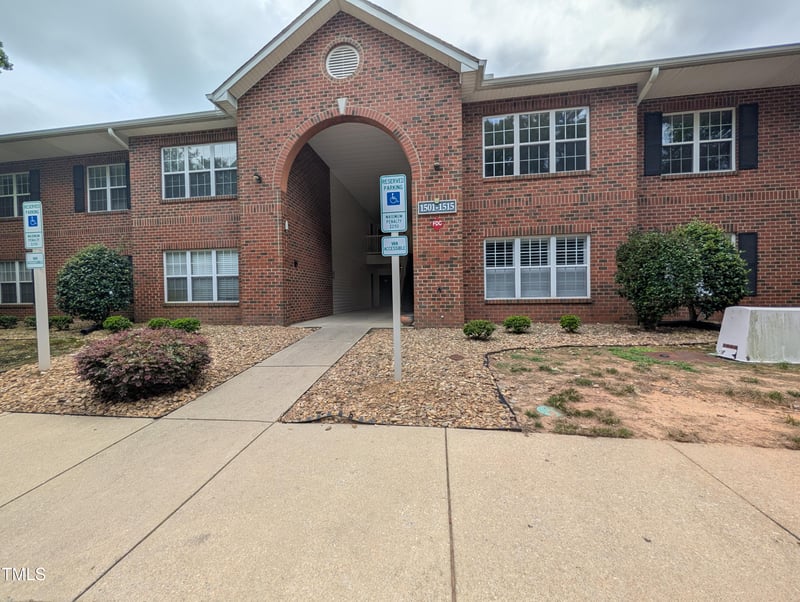 1509 Kenmore Dr, Clayton, NC 27520