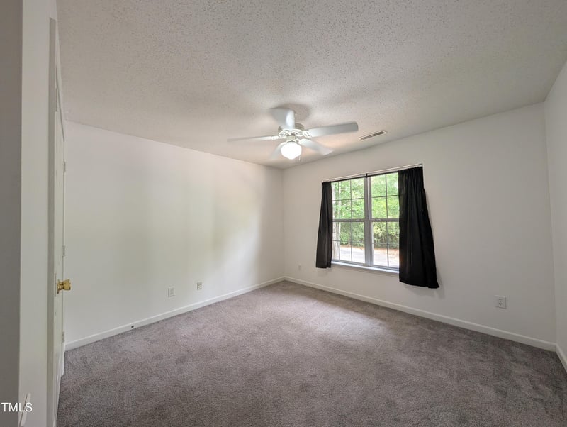 1509 Kenmore Dr, Clayton, NC 27520