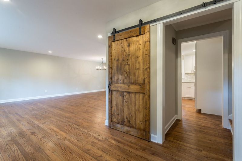 1509 Shadowood Ln, Raleigh, NC 27612