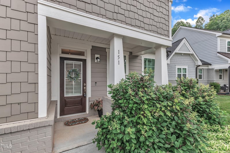151 Bridge St, Hillsborough, NC 27278